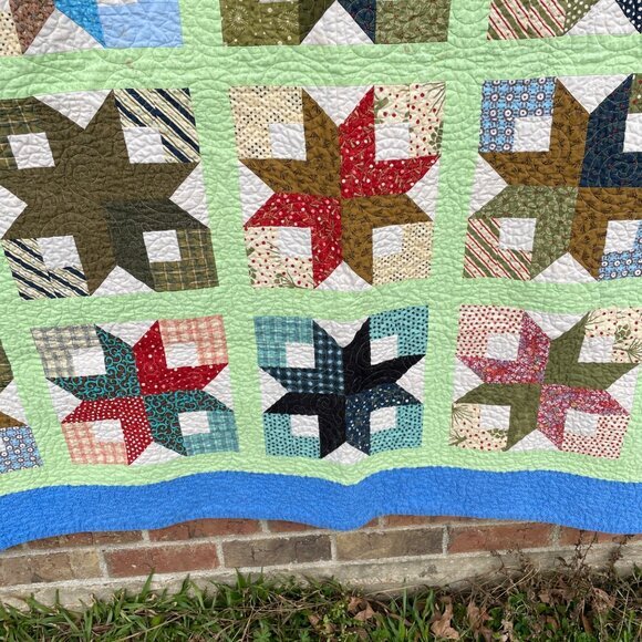 Boxy Stars Throw Quilt Floral Calico Geometric Squares 70" x 59" - Picture 5 of 13